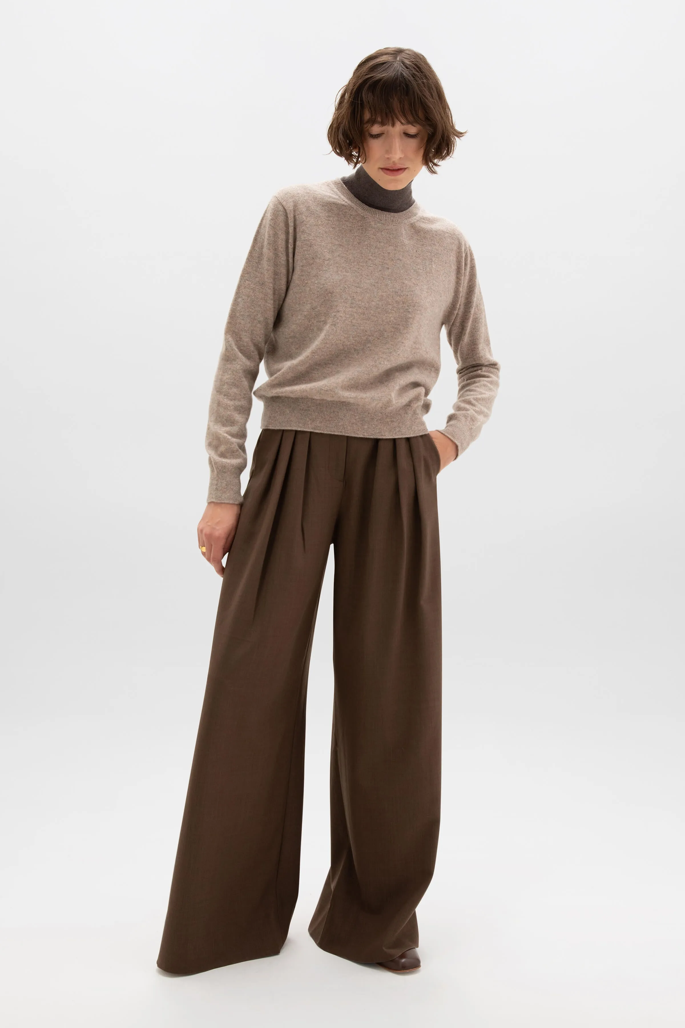 Cropped Cashmere Round Neck