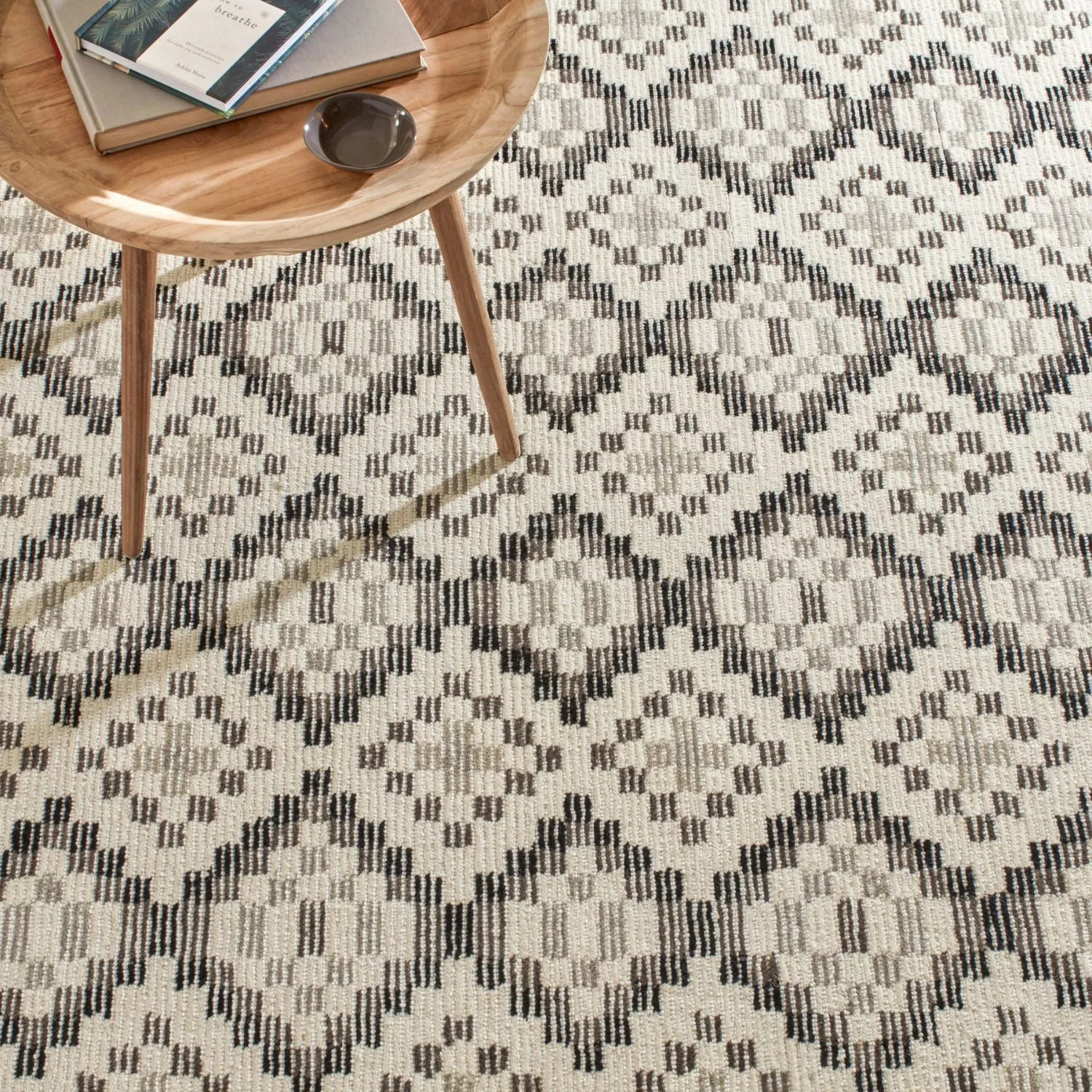 Dash & Albert Diamond Cove Handwoven Wool Rug