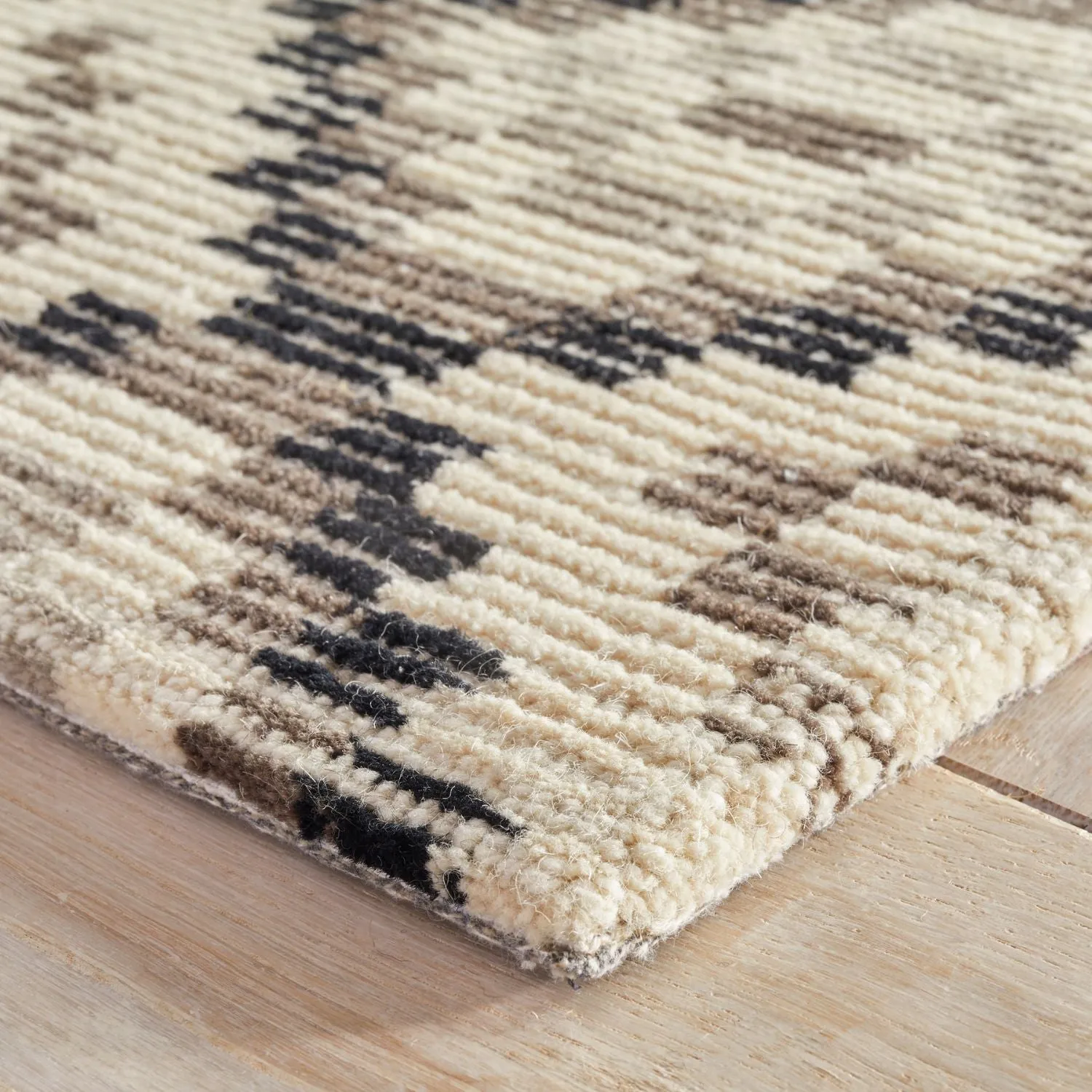 Dash & Albert Diamond Cove Handwoven Wool Rug