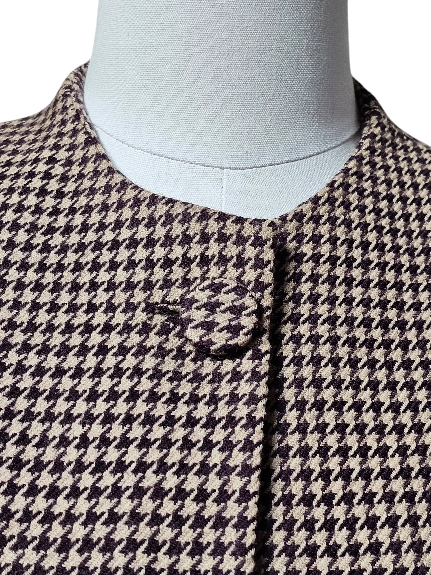 KIM WOO JONG Luxurious Soft Wool Brown & Ivory Houndstooth Blazer Jewel Neckline