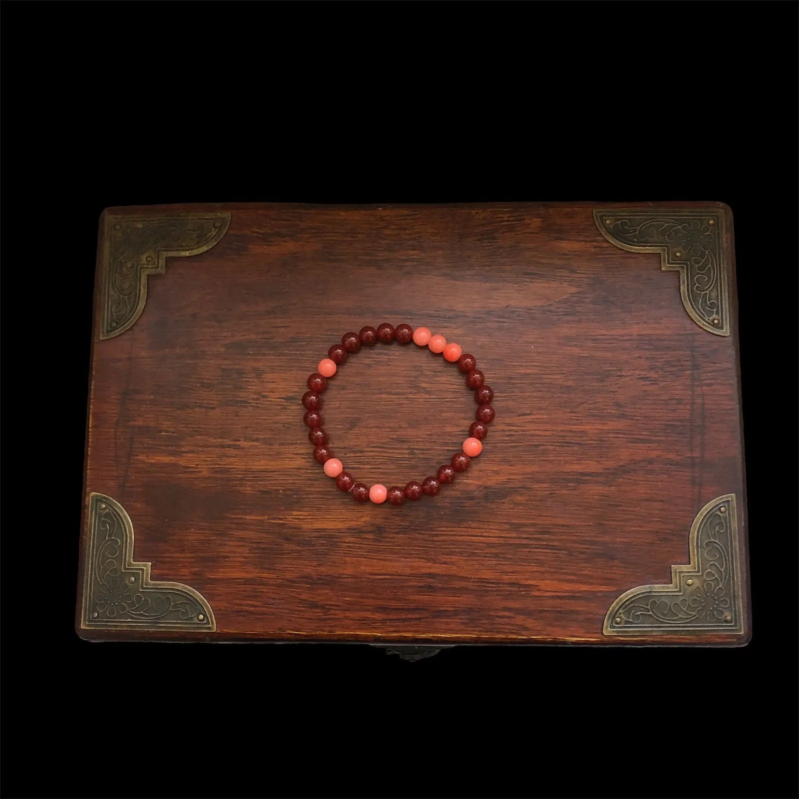 Orange Jade and Carnelian Beaded Bracelet