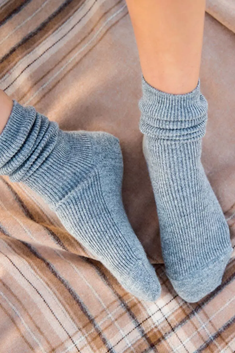 Womens Scottish Cashmere Socks